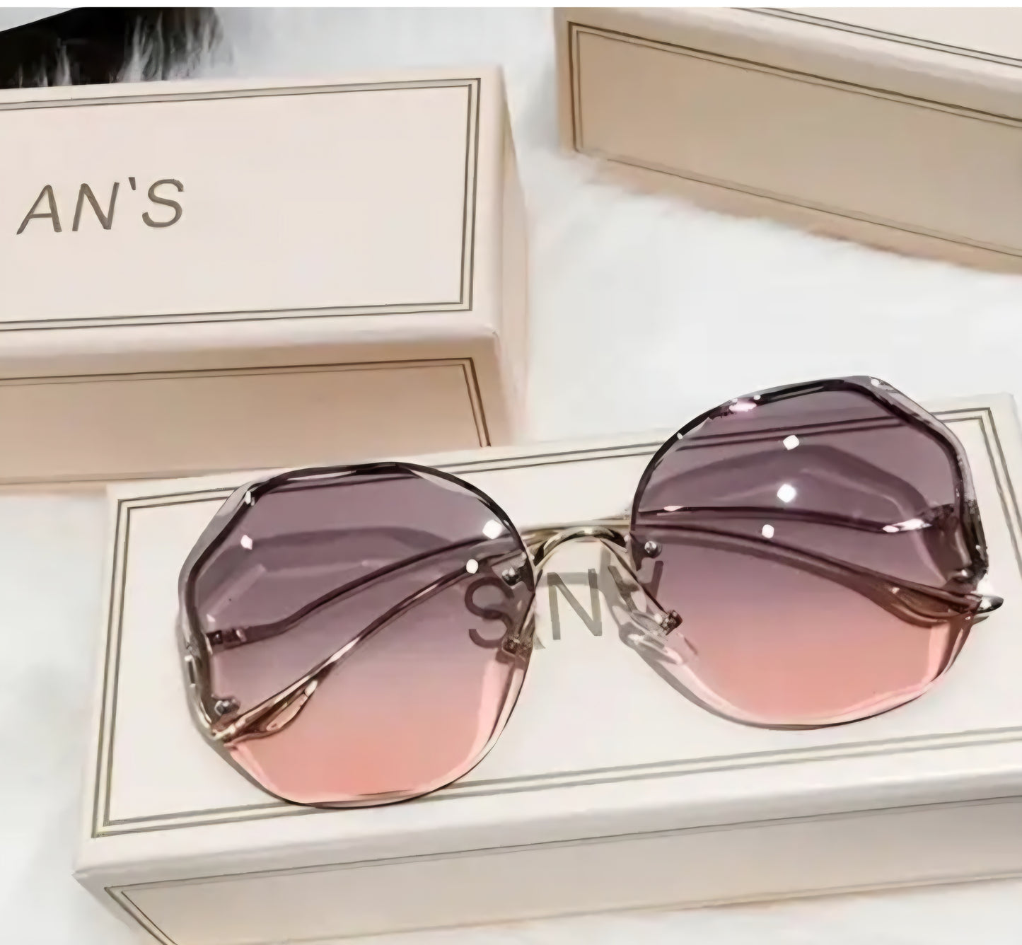 High Quality Fashion Luxury Sun Glasses Trendy