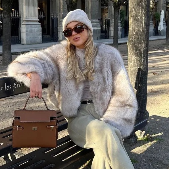 Casual Women's Fur Coat