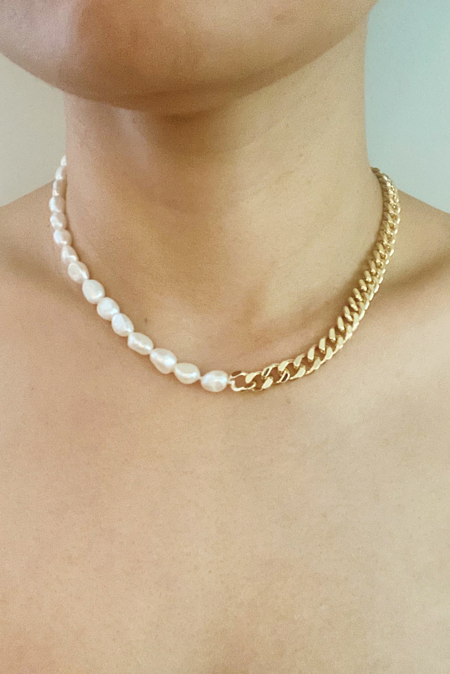 Pearl & Chain Necklace