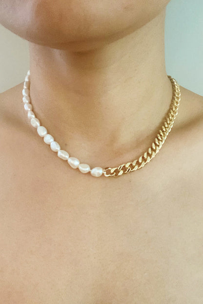 Pearl & Chain Necklace